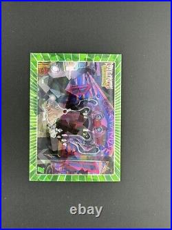 2023 KILLERKLOWNS FROM OUTER SPACE Crazy House #39 Emerald Gem Refractor #/99