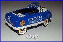 Special Edition University of Kentucky 97-98 season 1940 Ford dragster